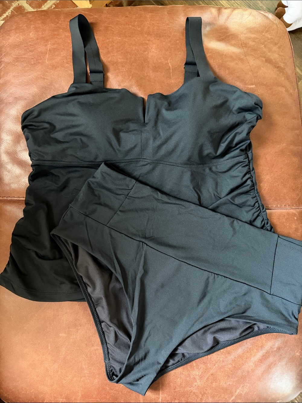 Athleta Black Swim Tankini Top and High Waist Bottoms lg / 40 b/c